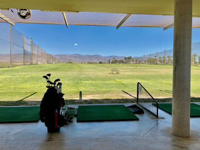 Escuela Pública De Golf El Toyo en Almería